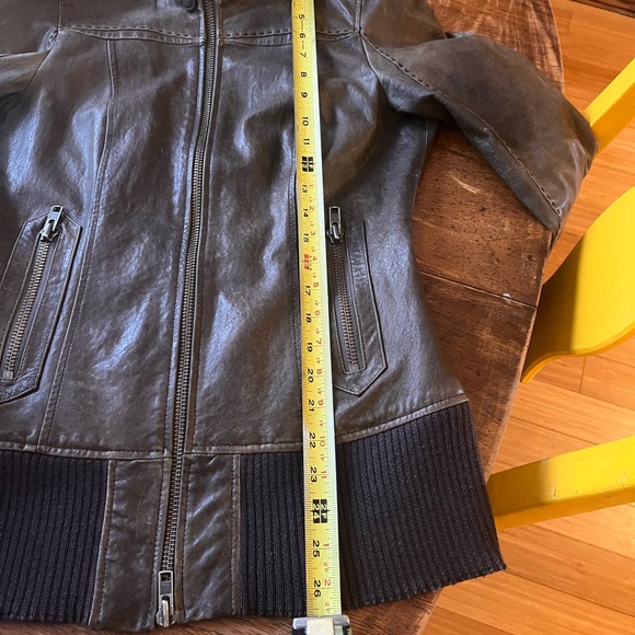 Exquisite Mackage women’s leather jacket size small $250 - Picture 9 of 14